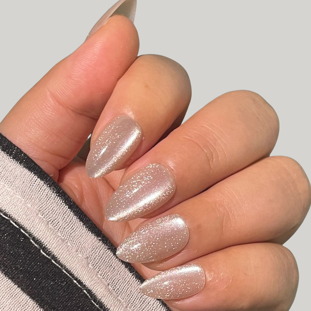 Cat eye nagels trend 2026