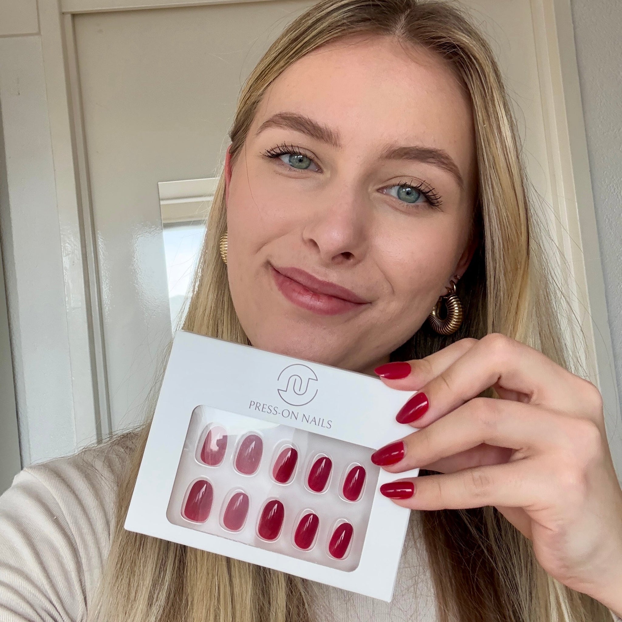 oh my manicure press on nails
